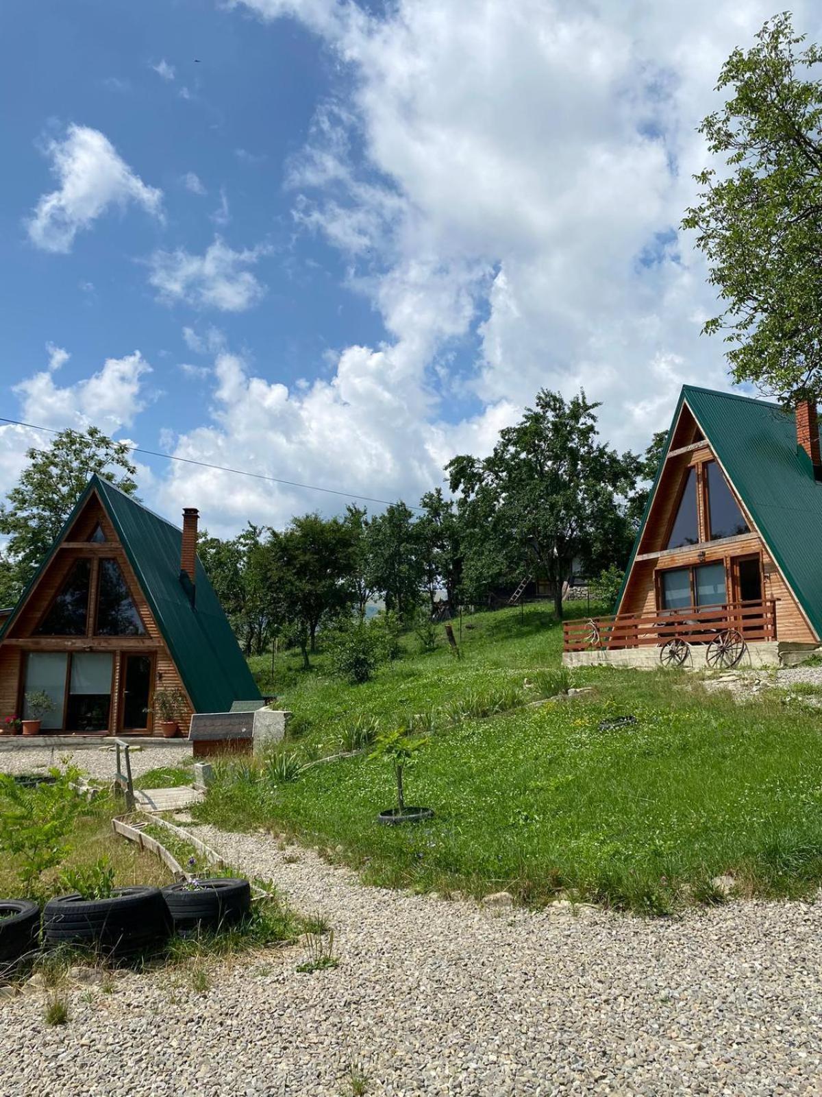 Rubicon Cabins Secaria Ngoại thất bức ảnh