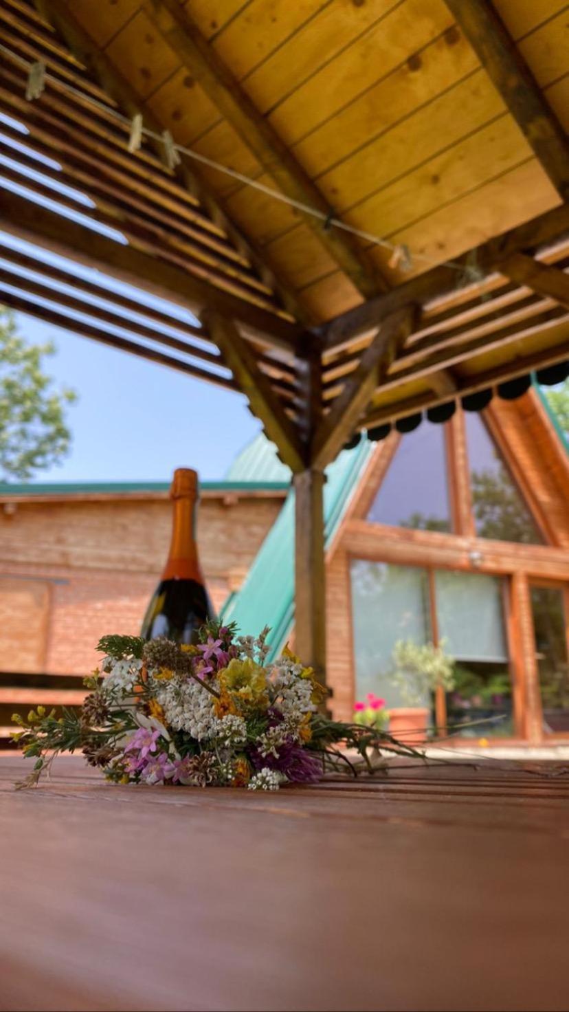 Rubicon Cabins Secaria Ngoại thất bức ảnh